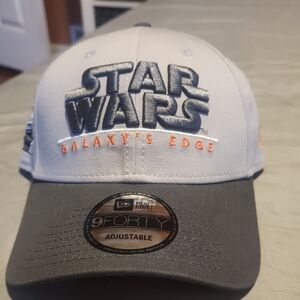Star Wars Galaxy's Edge Cap - Black and White